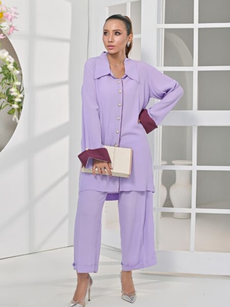 Lilac Muse